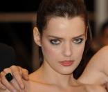 Cannes 2010 - Roxane Mesquida et son regard perçant ont affolé les noctambules de la Croisette !