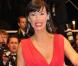 Pour la projection nocturne du film Uncle Boonmee Who Can Recall His Past Lives, le 21 mai à Cannes, Mathilda May montait les marches...
