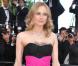Diane Kruger : L'actrice allemande est arrivée dans une sublime robe bustier bicolore tout en voile fuchsia, rehaussé d'un bustier en dentelle noir... Effet garanti !