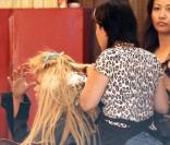 Sophie Monk chez le coiffeur, le 25 mai 2010 à Los Angeles
