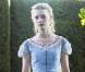 Des images d' Alice au Pays des Merveilles , qui vient de passer la barre du milliard de dollars de recettes mondiales.