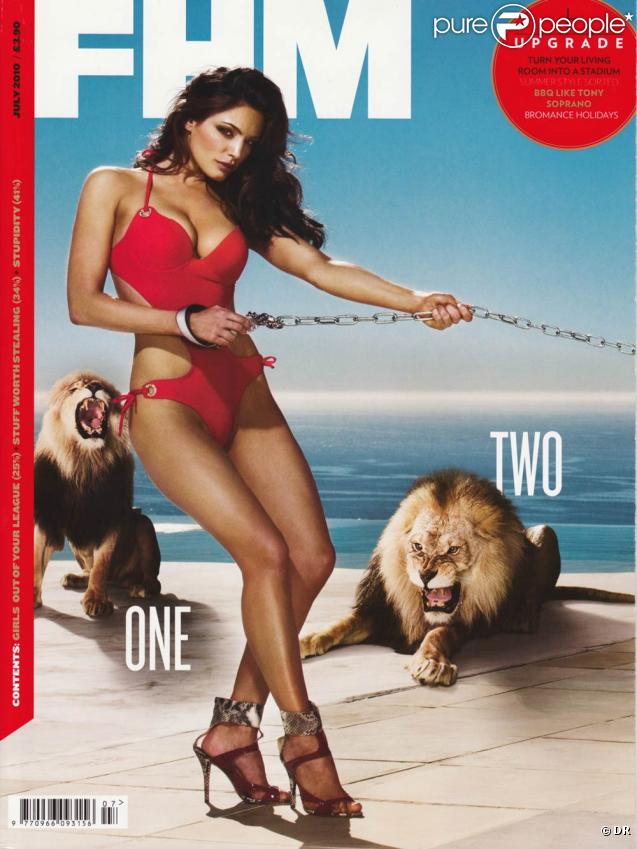 Kelly Brook en couverture du magazine  FHM  du mois de juillet 2010