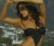 Kelly Brook lors du shooting pour le magazine FHM du mois de juillet 2010