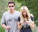 Billy Ray Cyrus et sa femme Trisha Cyrus promènent leur chien à Toluca Lake le 8 juin 2010