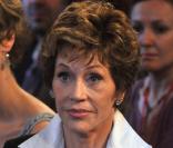 Jane Fonda reçoit la Grande médaille de vermeil de la ville de Paris des mains de Bertrand Delanoë, le 10 juin 2010.