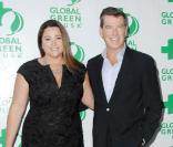 Pierce Brosnan et sa femme Keely Shaye Smith  à l\'événement Global Green, 14ème cérémonie Milelnium awards (12 juin 2010 à Santa Monica)
