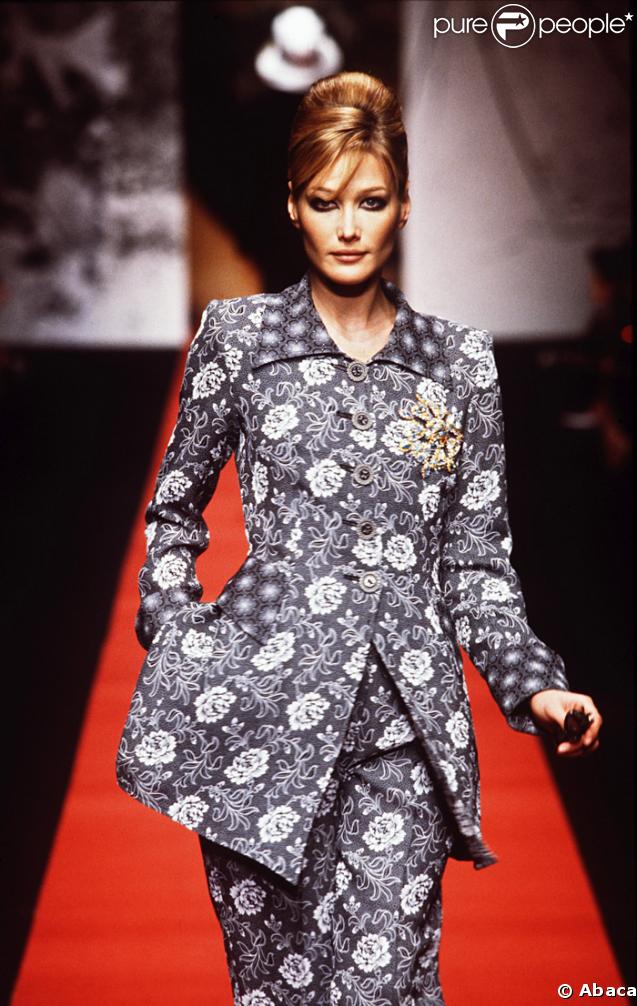 Carla Bruni toujours au top !