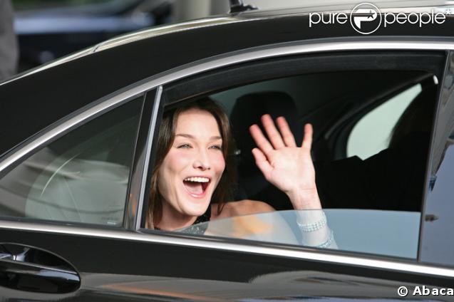 Carla Bruni toujours au top !