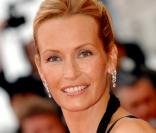 Estelle Lefébure toujours au top !