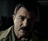 Tom Selleck dans Kiss and kill