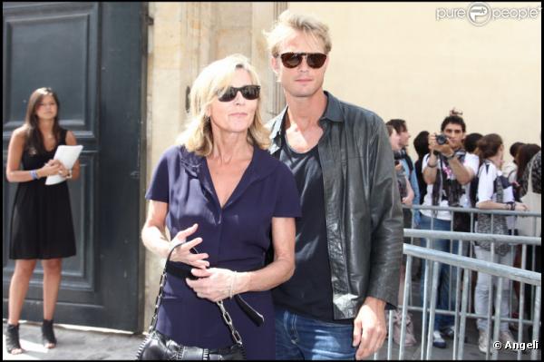 Claire Chazal et Arnaud Lemaire au défilé Dior Haute Couture à Paris le 5 juillet 2010