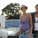 Quand la superbe Ayo nous dévoile son ventre très rond, entourée de Keziah Jones et Gary Dourdan !