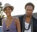 Quand la superbe Ayo nous dévoile son ventre très rond, entourée de Keziah Jones et Gary Dourdan !