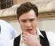 Ed Westwick sur le tournage de Gossip Girl à Paris, le 6 juillet 2010