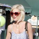 Tori Spelling : malgré sa maigreur, elle est radieuse aux côtés de ses bouts d'chou !