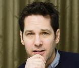 Paul Rudd partage le rôle principal de  Dinner for Schmucks ,  le remake américain du  Dîner de Cons , avec Steve Carell.  