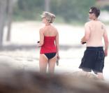 Reese Witherspoon et son chéri Jim Toth en vacances au Mexique