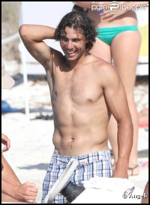 Rafael Nadal sur une plage de Formentera (Baléares), le 20 juillet 2010