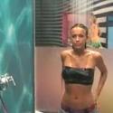 Secret Story 4 : Après un pacte sexy avec Stéphanie, Julie fait un show brûlant dans la douche !