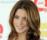 Ashley Greene 