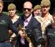Jason Statham lors de la journée promo de The Expendables , qui s'est notamment tenue à la base militaire de Wellington, près de Londres, le 9 août 2010.