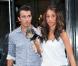 Joe Jonas et son épouse, Danielle Deleasa, à la sortie de leur hôtel à New York, lundi 16 août.