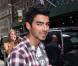 Joe Jonas, à la sortie de son hôtel à New York, lundi 16 août.