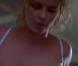 Des images de  Deux jours à Los Angeles , un thriller sorti en France en 1997, avec la belle Charlize Theron.