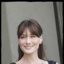 Carla Bruni : Après les médias iraniens, elle déchaîne également... les éditeurs français !