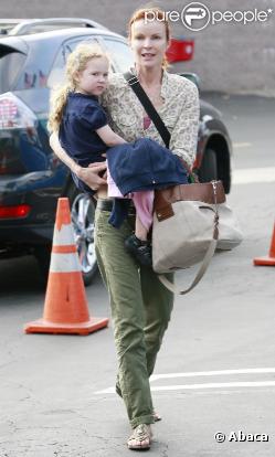 Marcia Cross et son mari Tom Mahoney ont accompagné Eden  et Savannah, leurs jumelles âgées de 3 ans, au cirque californien Vargas, dimanche 5 septembre.  