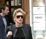 Sharon Stone fait du shopping chez Fendi, le 2/04/08