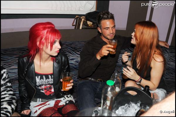 Charlotte, Maxime et Coralie de Secret Story 4 en soirée au Duplex à Paris le 11 septembre 2010