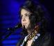 Katie Melua, souffrant d'épuisement, est contrainte au repos absolu pour plusieurs mois. Ses activités sont suspendues jusqu'à la fin de l'année 2010.