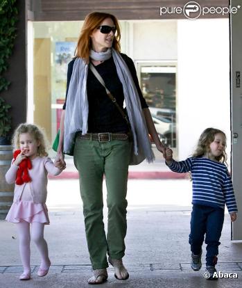 Marcia Cross à la sortie du cours de dans de ses jumelles le 18 septembre 2010 à Los Angeles