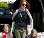 Marcia Cross à la sortie du cours de dans de ses jumelles le 18 septembre 2010 à Los Angeles