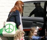 Marcia Cross à la sortie du cours de dans de ses jumelles le 18 septembre 2010 à Los Angeles