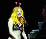 Lady GaGa se produit sur la scène de Raleigh, en Caroline du Nord, dimanche 19 septembre, dans le cadre de son  Monster Ball Tour 2010 .