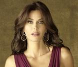 Teri Hatcher va apparaître en guest dans la 10e et dernière saison de la série Smallville. Elle interprétera le rôle de la mère de Lois Lane.