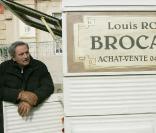 Victor Lanoux sur le tournage de Louis La Brocante