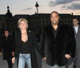 Sharon Stone, bien complice avec un mystérieux inconnu...