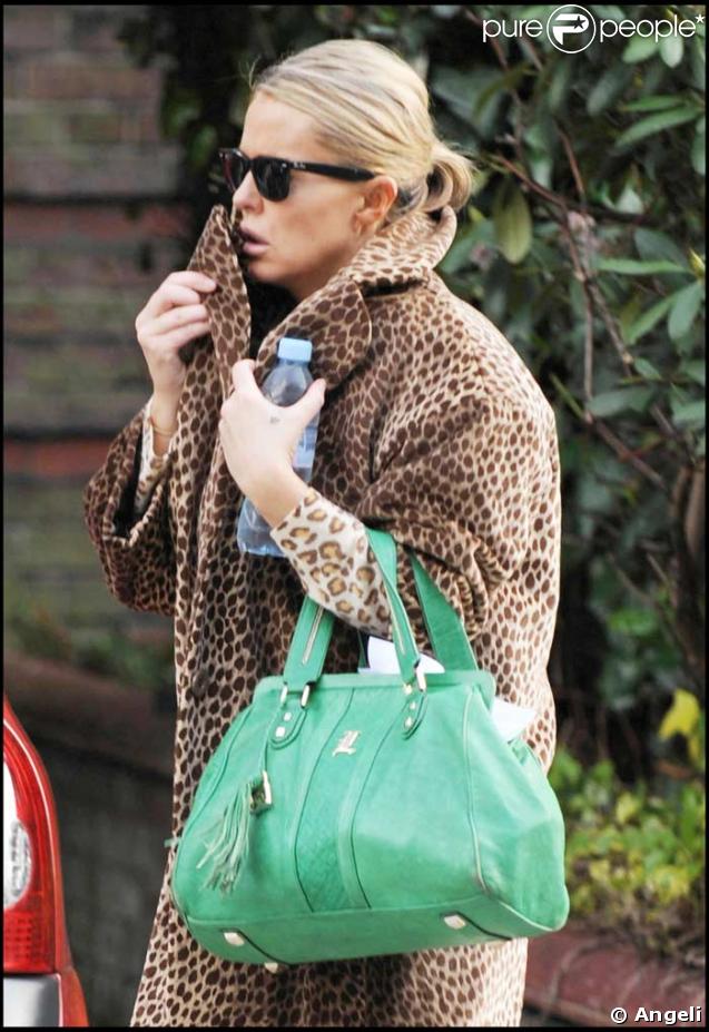 Patsy Kensit s'évade de Londres...