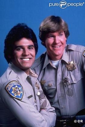Erik Estrada (Ponch) et Larry Wilcox (Jon) dans la série CHiPs