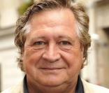 Selon Europe 1, l'émission  L'heure du crime  animée par Jacques Pradel sur RTL ressemble d'un peu trop près à  Café Crime  qu'il présentait sur Europe 1 jusqu'à la saison passée.