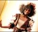 Inna Modja : La jeune chanteuse joue les modeuses pour l'amour du chocolat !