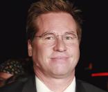 Val Kilmer a commencé le tournage de  Twixt Now and Sunrise , en cotobre 2010. 