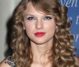 Taylor Swift assiste à la présentation de sa statue de cire, au musée Madame Tussauds à New York, mercredi 27 octobre.