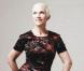 Annie Lennox se propose de rebooter des chants traditionnels de Noël qui sont autant de tendresses chères à son coeur avec l'album A Christmas Cornucopia, attendu le 15 novembre 2010 et annoncé par l'inédit Universal Child .