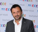 Frédéric Lopez présentateur de Rendez-vous en terre inconnue