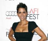 Halle Berry, habillée d'une robe Elie Saab, lors du AFI Fest à Los Angeles le 9 novembre 2010