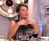 Alessandra Sublet reçoit Michèle Laroque dans  C à vous  sur France 5, le 8 novembre 2010